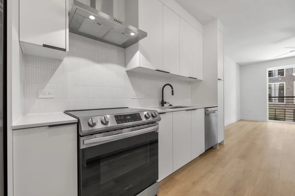1701 Simond Avenue #208 Austin, TX 78723