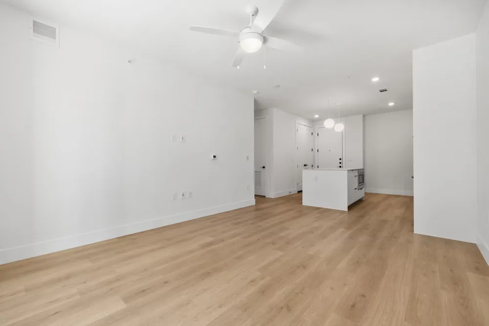 1701 Simond Avenue #208 Austin, TX 78723