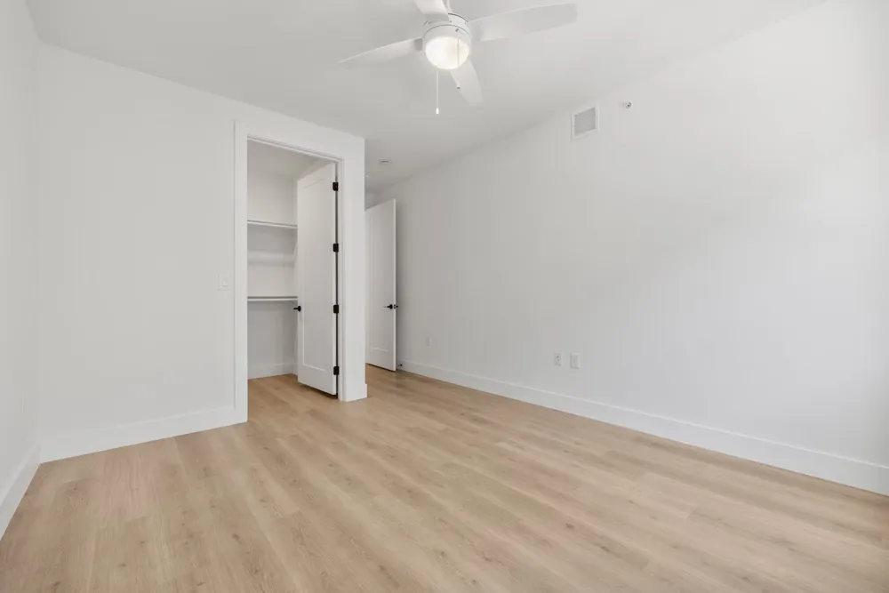 1701 Simond Avenue #208 Austin, TX 78723