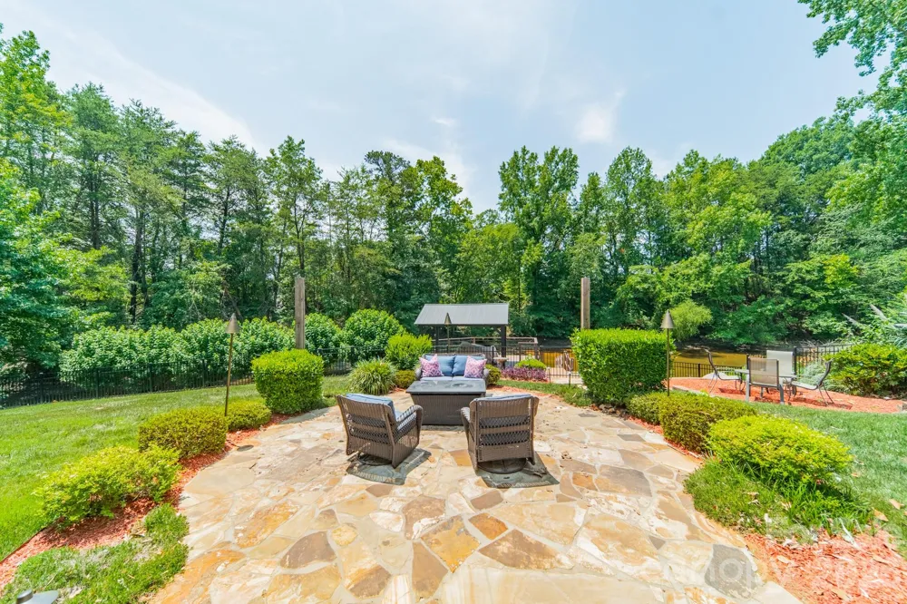 19533 Bustle Road Cornelius, NC 28031