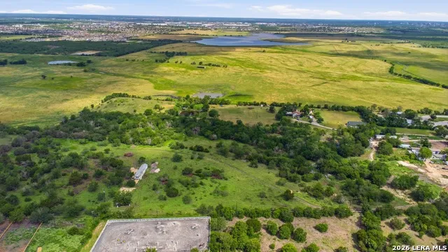 4800 REDWOOD RD San Marcos, TX 78666