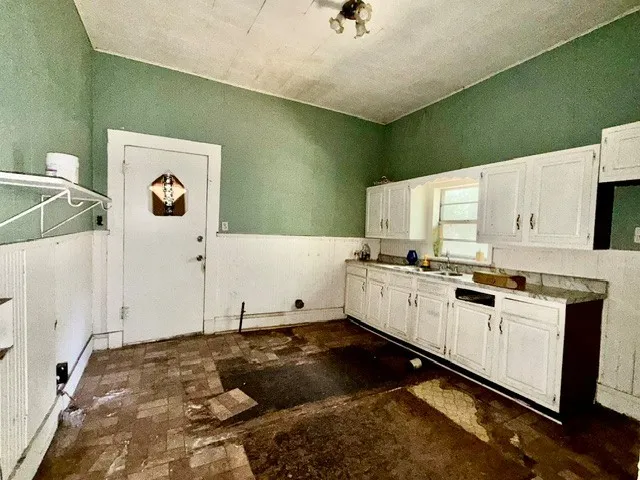 107 8th Street NE Paris, TX 75460