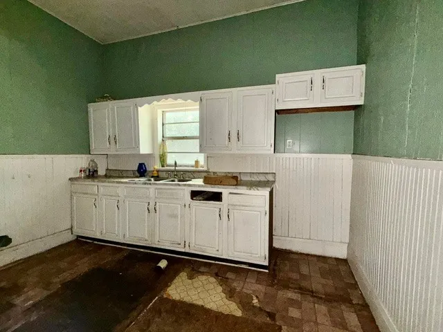 107 8th Street NE Paris, TX 75460