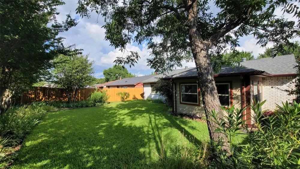 10207 Sweet Gum Street Dallas, TX 75249