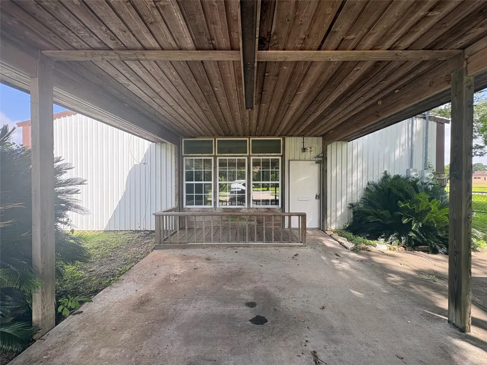 200 Gaines Street #1 Brazoria, TX 77422