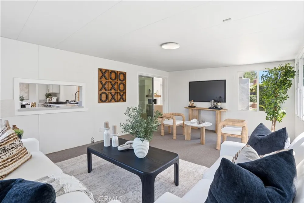 13032 Earlham North Tustin, CA 92705