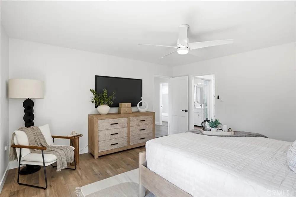 13032 Earlham North Tustin, CA 92705