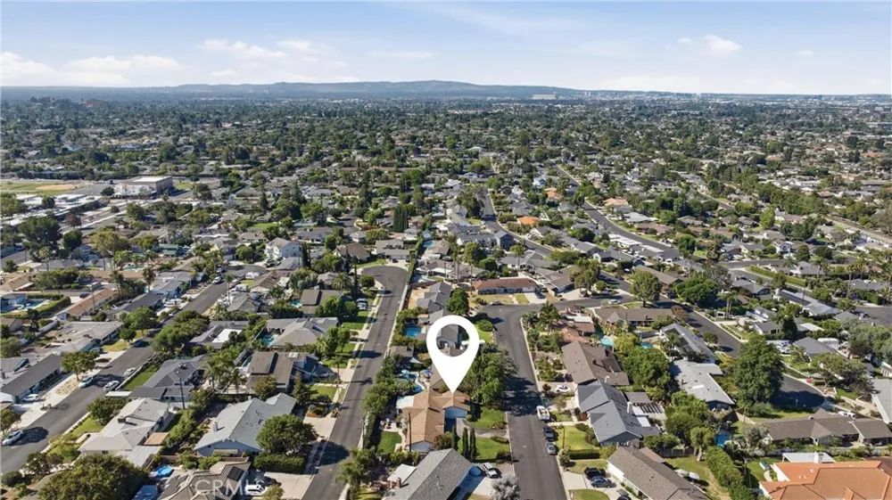 13032 Earlham North Tustin, CA 92705