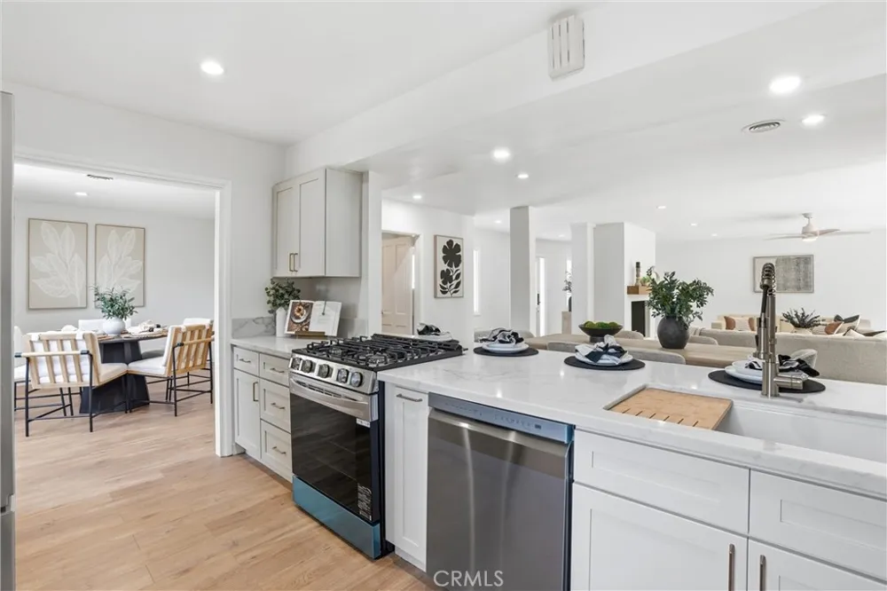 13032 Earlham North Tustin, CA 92705