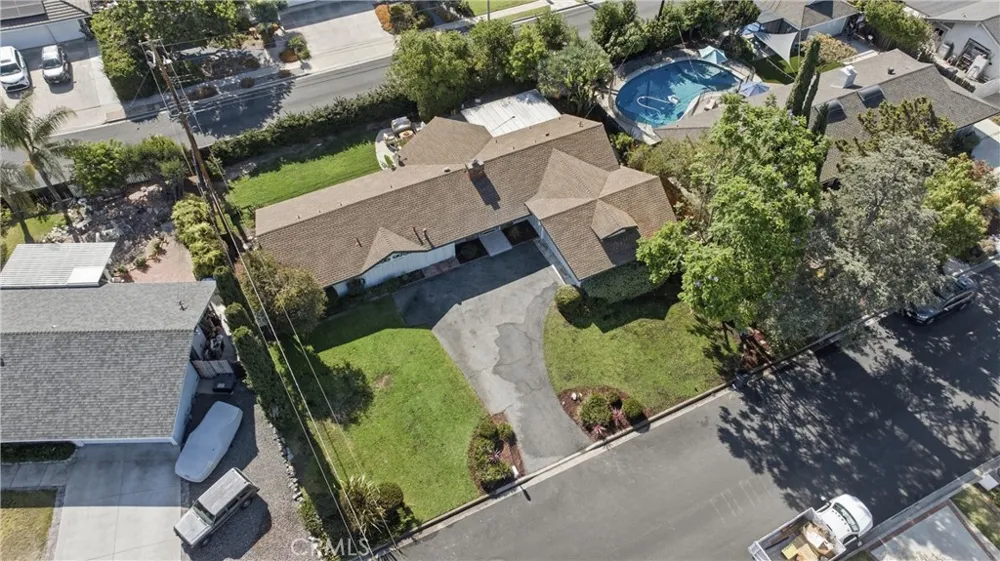 13032 Earlham North Tustin, CA 92705