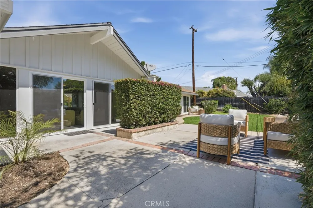 13032 Earlham North Tustin, CA 92705