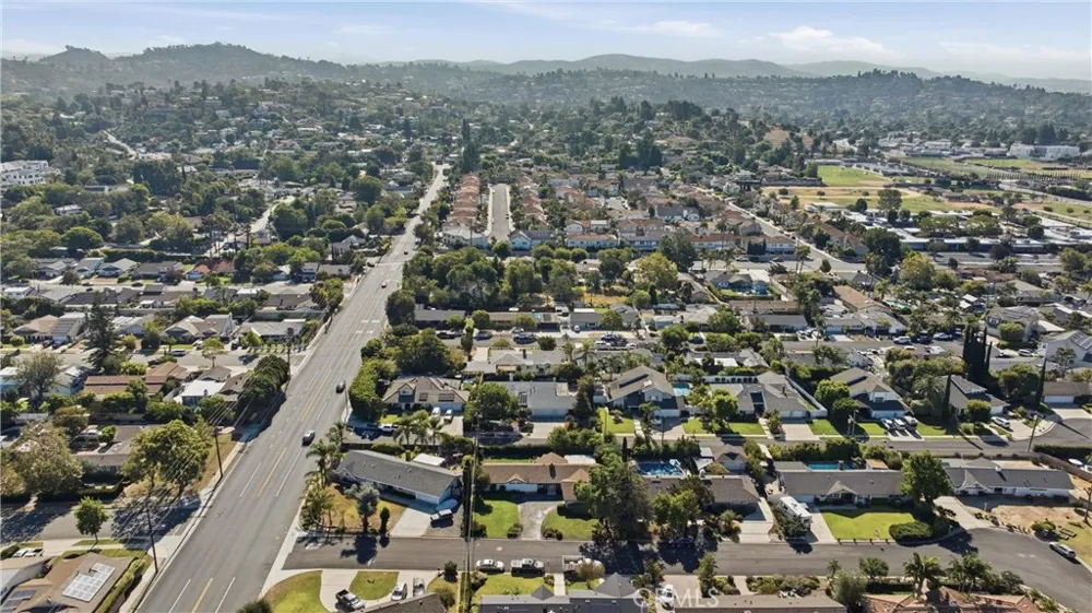 13032 Earlham North Tustin, CA 92705