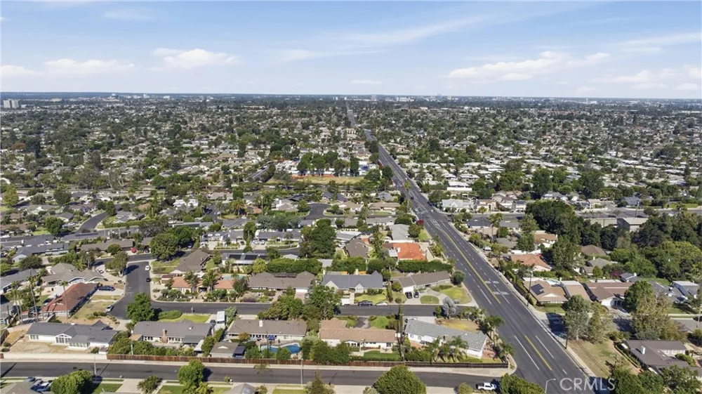 13032 Earlham North Tustin, CA 92705
