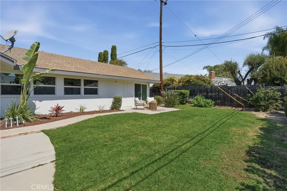 13032 Earlham North Tustin, CA 92705