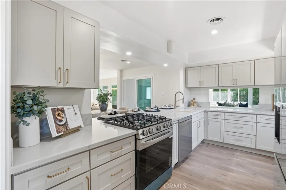 13032 Earlham North Tustin, CA 92705