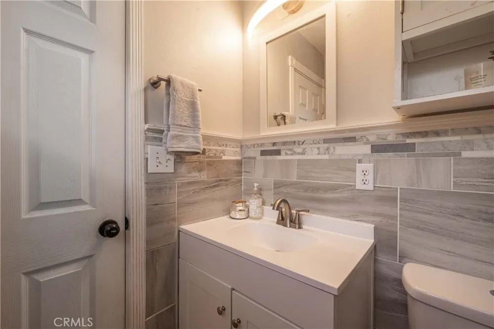 124 Wabash Sugarloaf, CA 92386