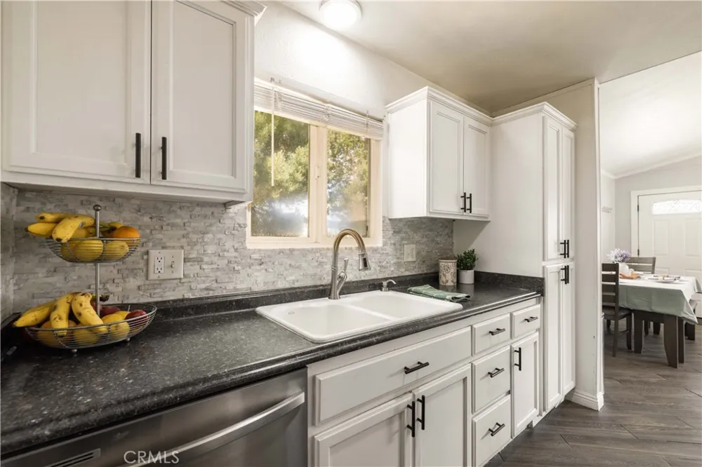 124 Wabash Sugarloaf, CA 92386
