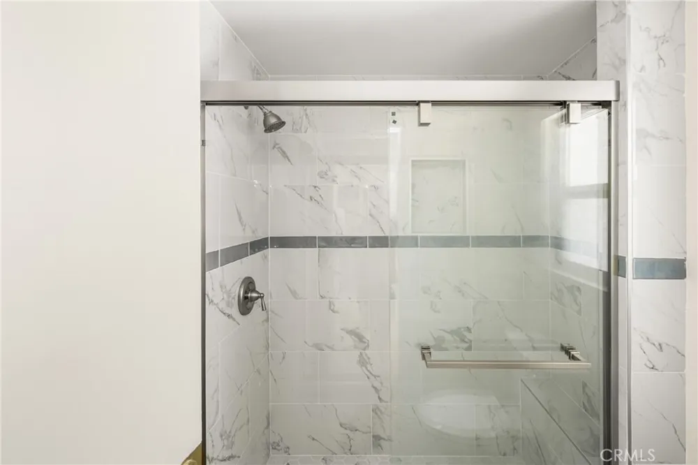 12 Blackswan Irvine, CA 92604