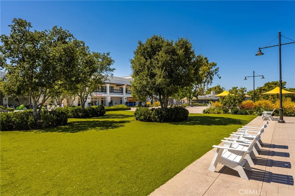 12 Blackswan Irvine, CA 92604
