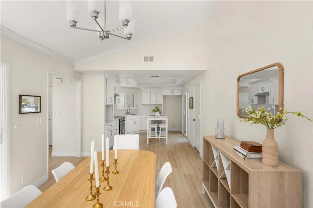 12 Blackswan Irvine, CA 92604