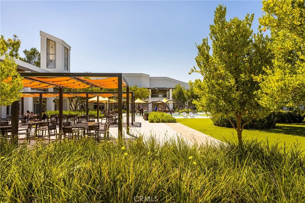 12 Blackswan Irvine, CA 92604