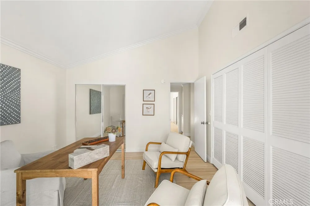 12 Blackswan Irvine, CA 92604