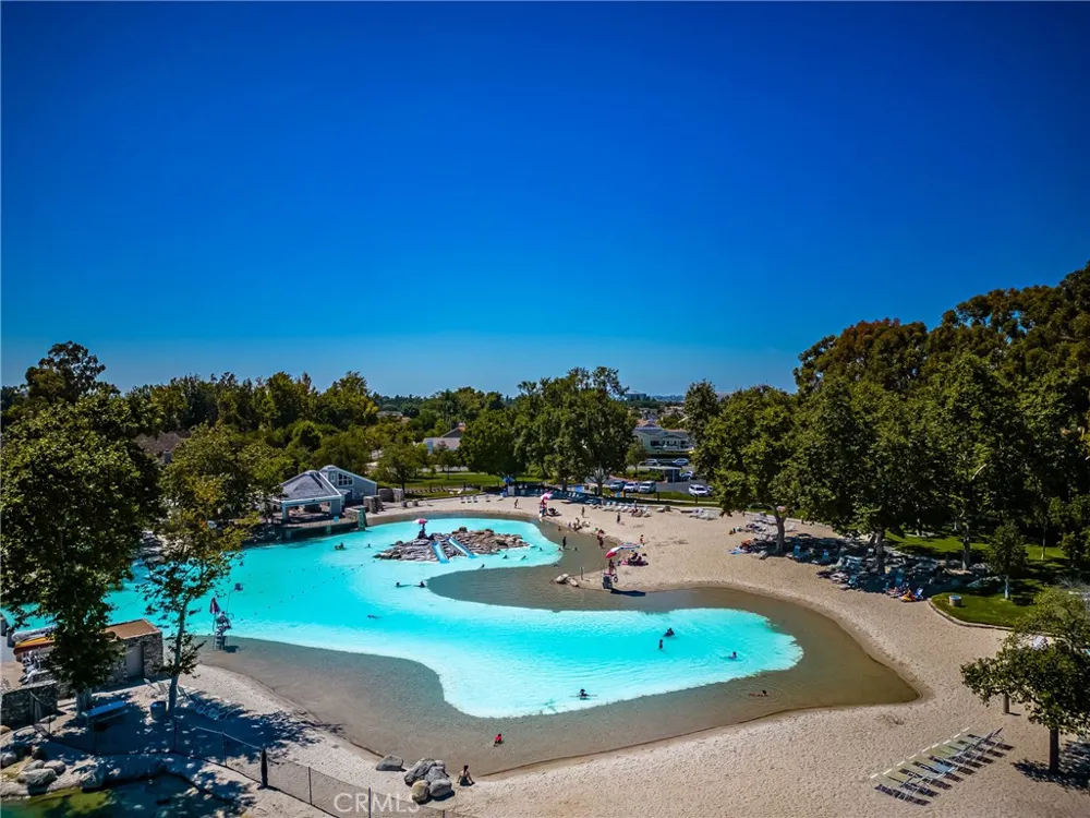 12 Blackswan Irvine, CA 92604