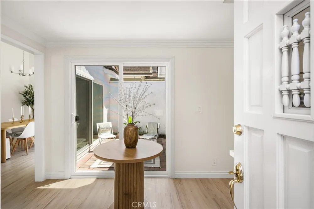 12 Blackswan Irvine, CA 92604