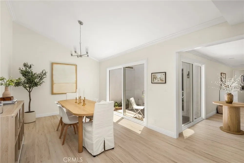 12 Blackswan Irvine, CA 92604
