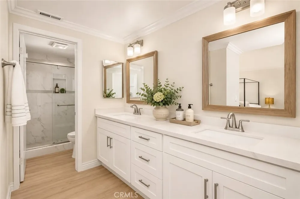 12 Blackswan Irvine, CA 92604