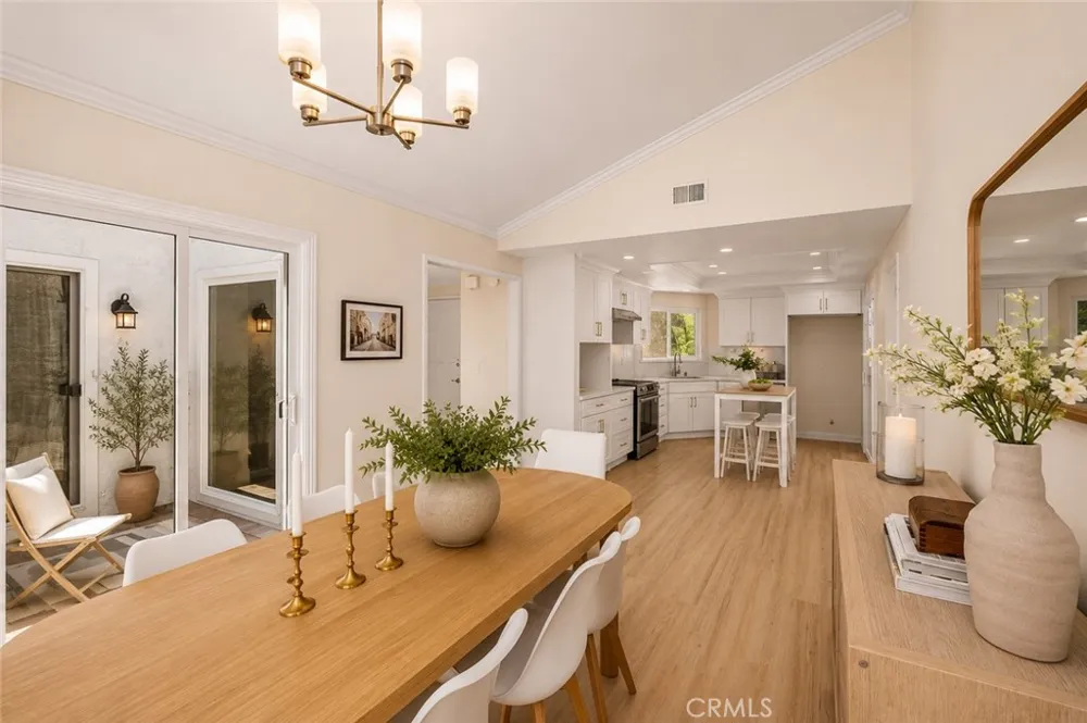 12 Blackswan Irvine, CA 92604
