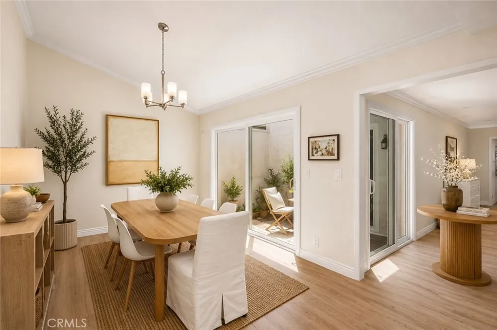 12 Blackswan Irvine, CA 92604