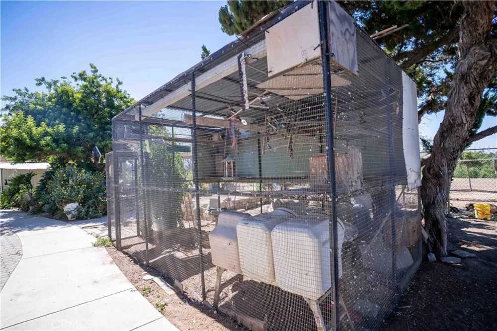 4047 Bluff Norco, CA 92860