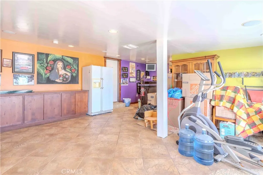4047 Bluff Norco, CA 92860