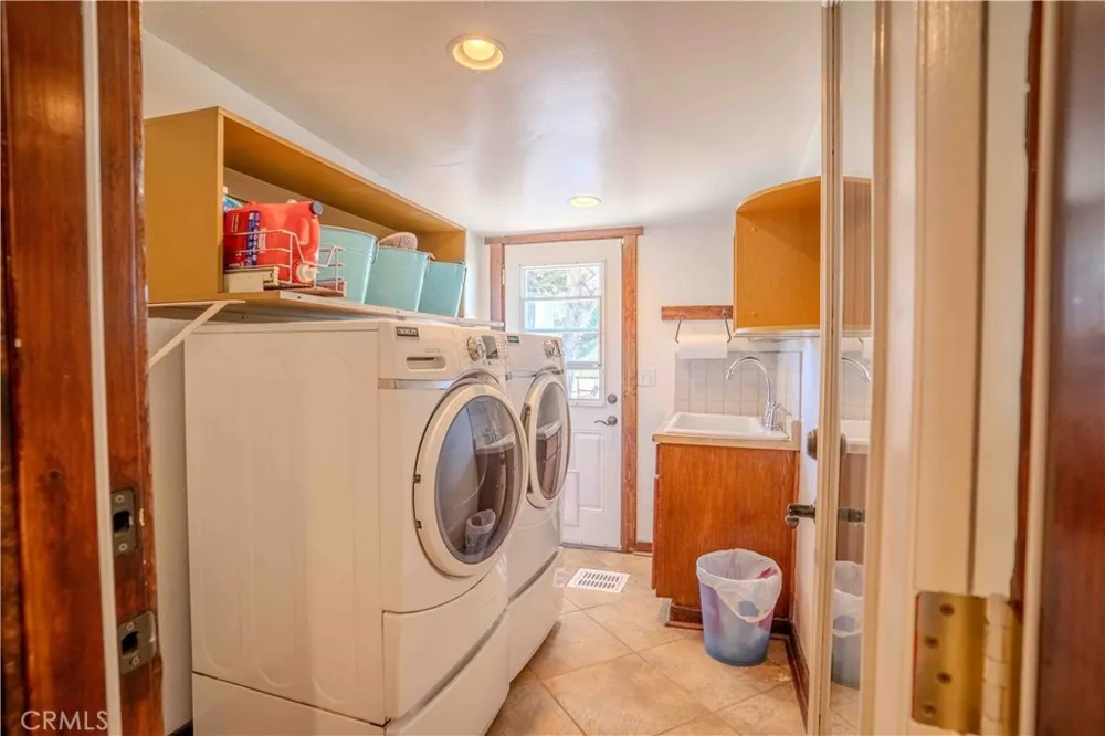 4047 Bluff Norco, CA 92860
