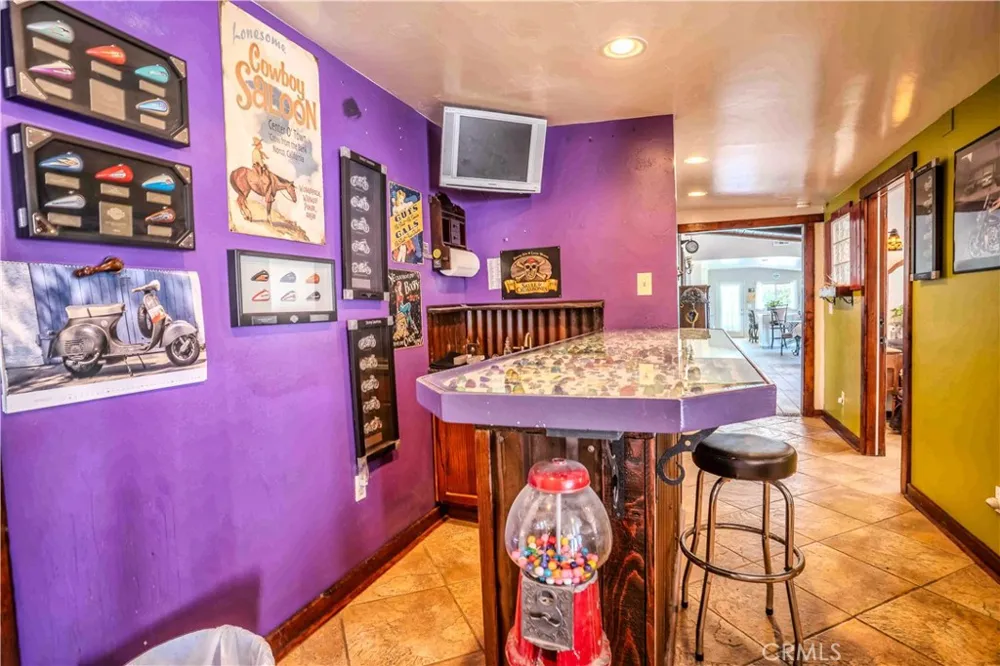 4047 Bluff Norco, CA 92860