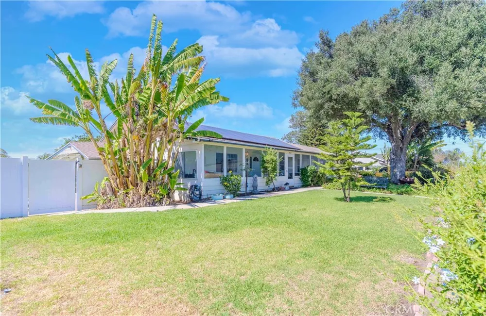 4047 Bluff Norco, CA 92860