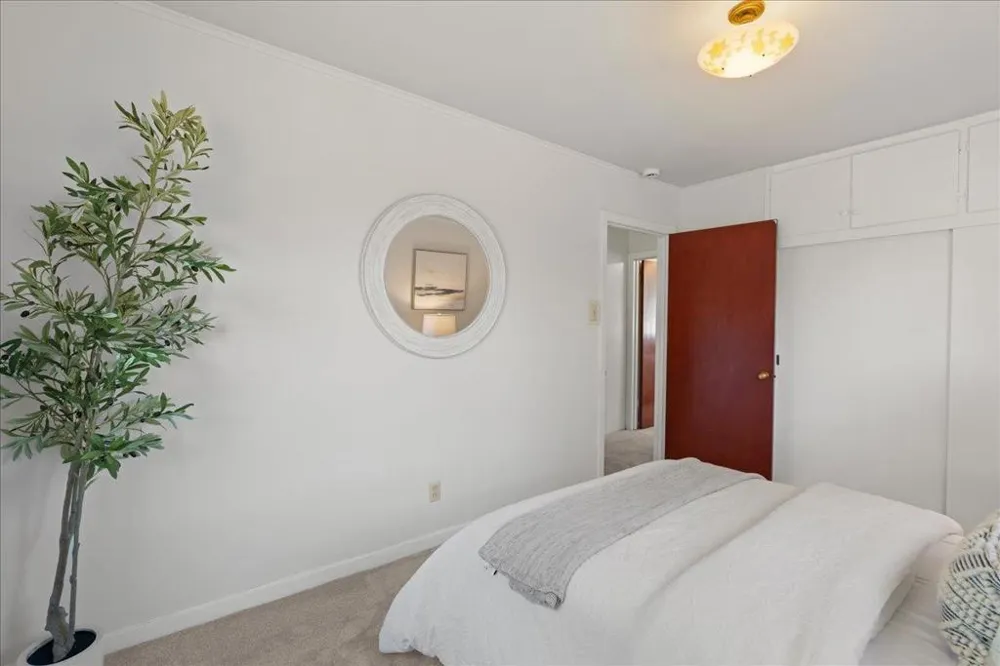 16281 Camino Del Sol Los Gatos, CA 95032