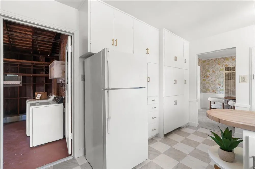 16281 Camino Del Sol Los Gatos, CA 95032