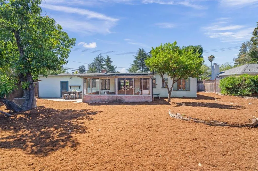 16281 Camino Del Sol Los Gatos, CA 95032