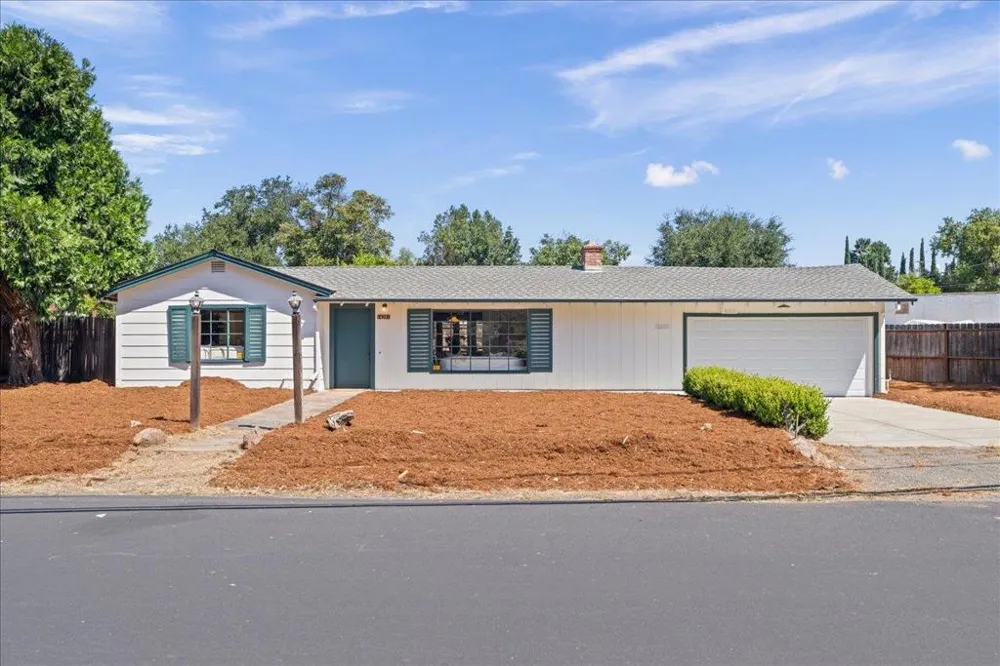 16281 Camino Del Sol Los Gatos, CA 95032