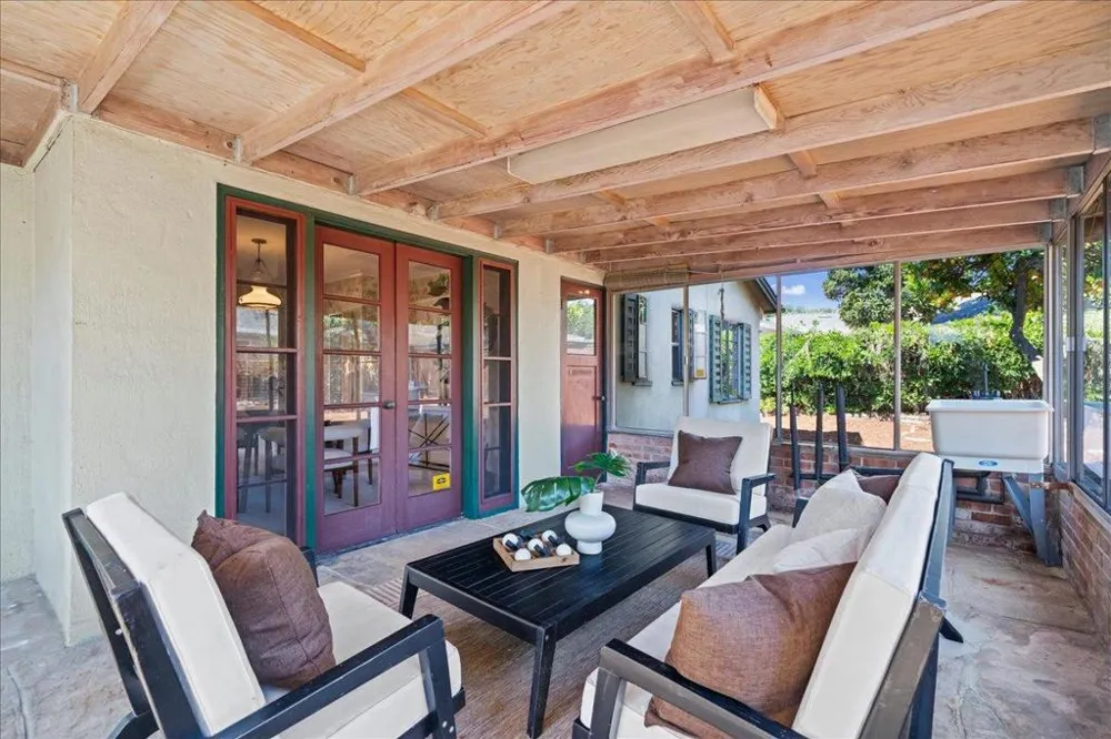 16281 Camino Del Sol Los Gatos, CA 95032