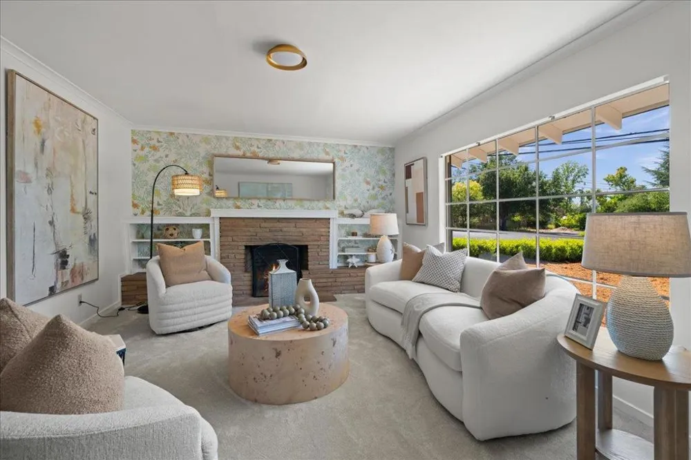 16281 Camino Del Sol Los Gatos, CA 95032