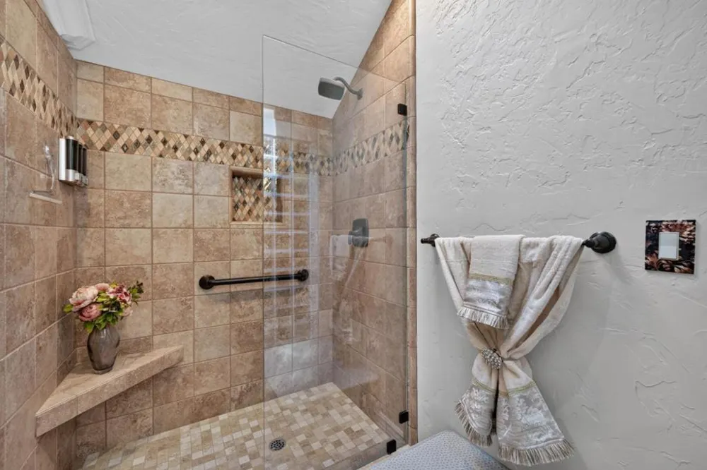 17005 Uvas Road Morgan Hill, CA 95037