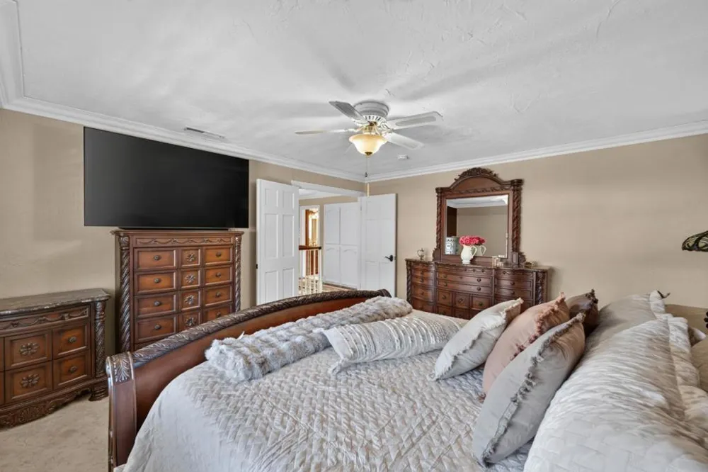 17005 Uvas Road Morgan Hill, CA 95037