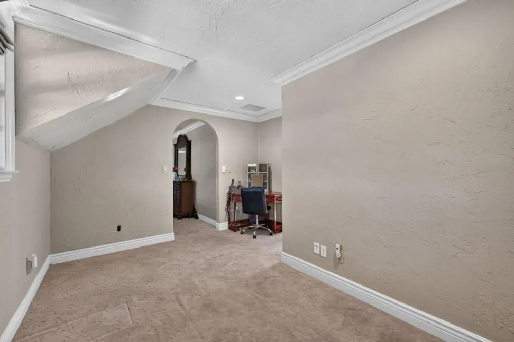 17005 Uvas Road Morgan Hill, CA 95037