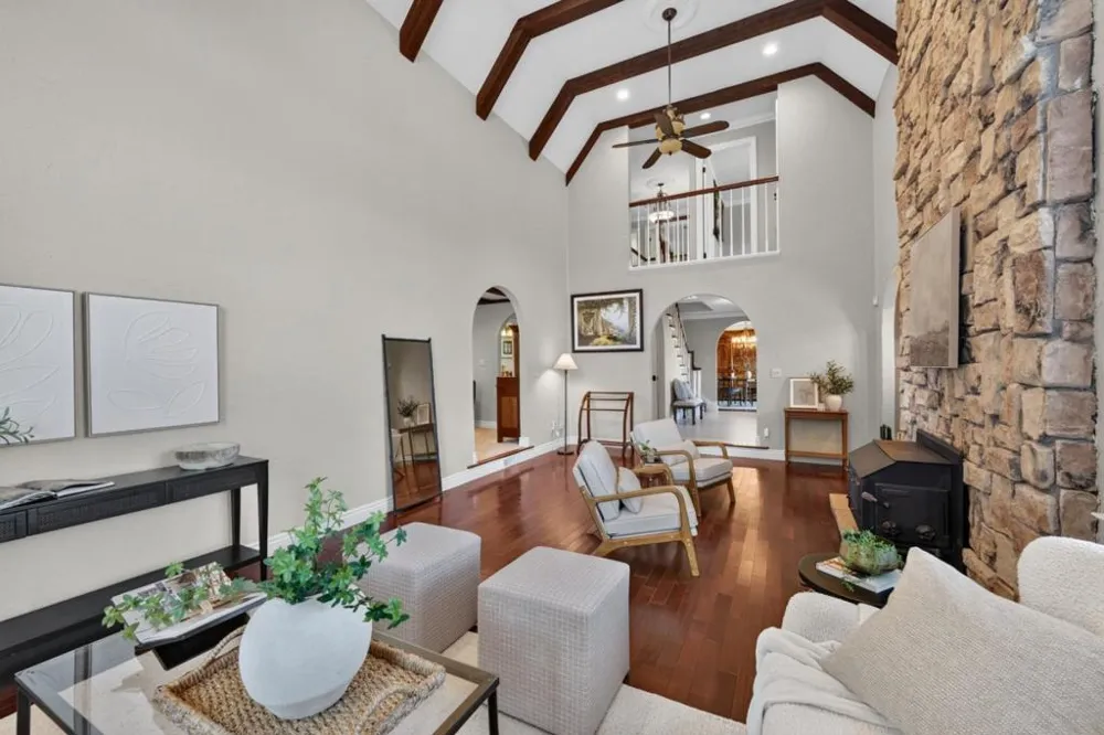 17005 Uvas Road Morgan Hill, CA 95037