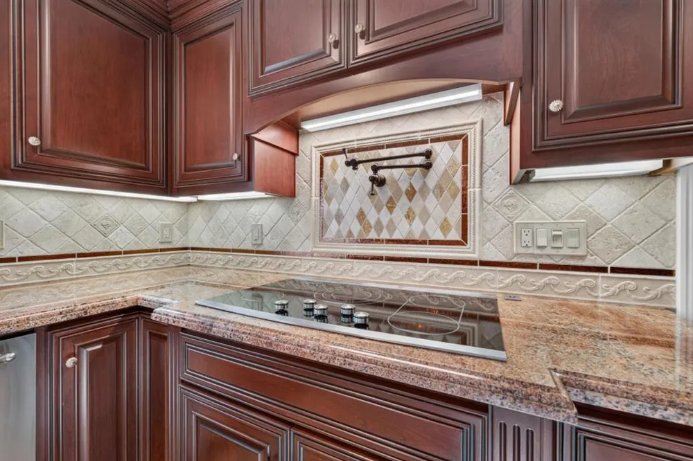 17005 Uvas Road Morgan Hill, CA 95037