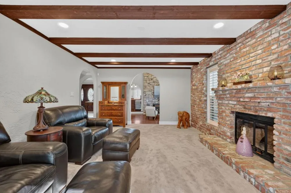 17005 Uvas Road Morgan Hill, CA 95037