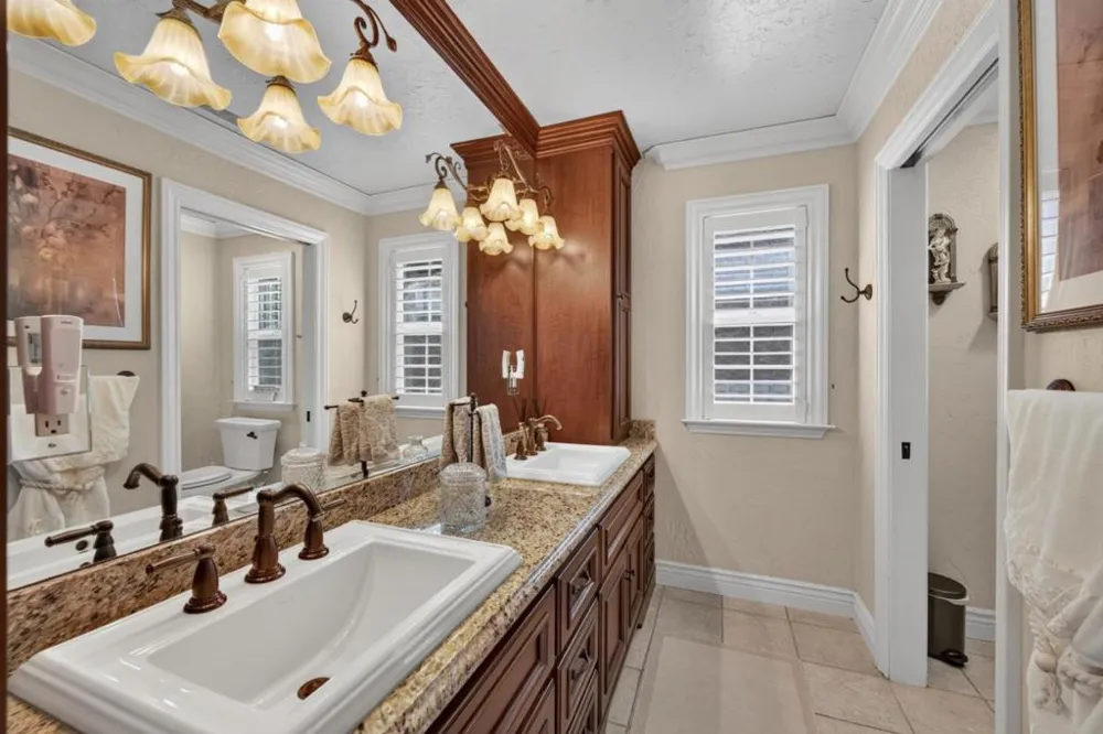 17005 Uvas Road Morgan Hill, CA 95037